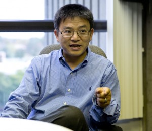 Shengkan Jin, associate professor in the Department of Pharmacology, is a part of Robert Wood Johnson Medical School’s recent discovery of a medicine to treat Type 2 Diabetes. (Photo by Yangeng Li)